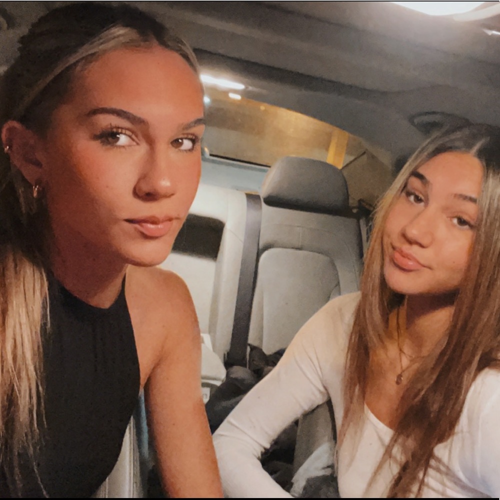 Meet your Posher, Raychel